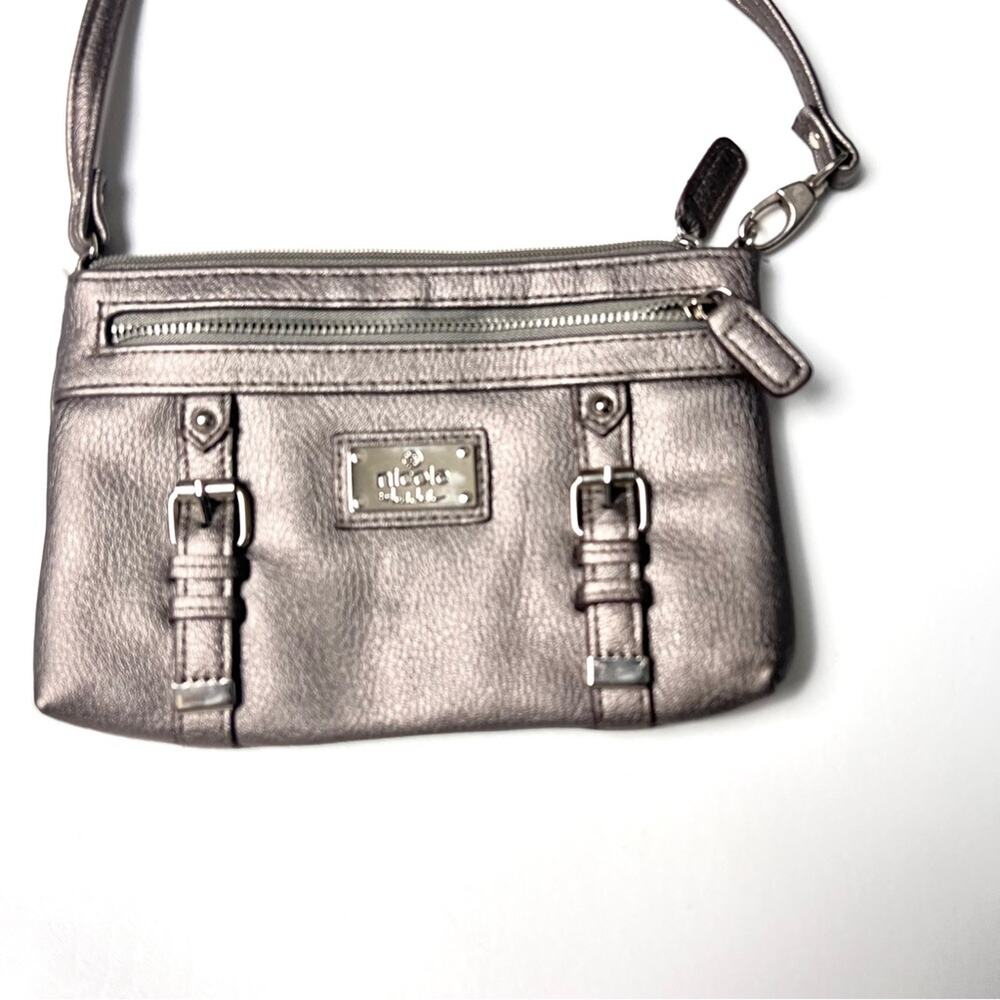Nicole By Nicole Miller Women’s Shimmer Wristlet